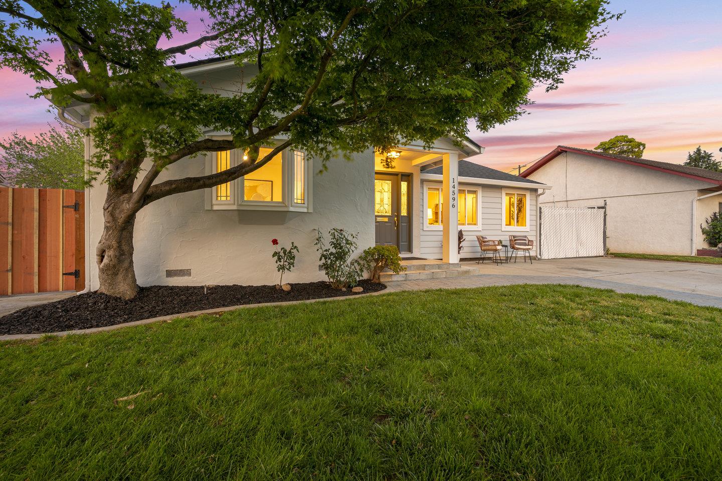 Detail Gallery Image 2 of 41 For 14596 Jacksol Dr, San Jose,  CA 95124 - 3 Beds | 2 Baths