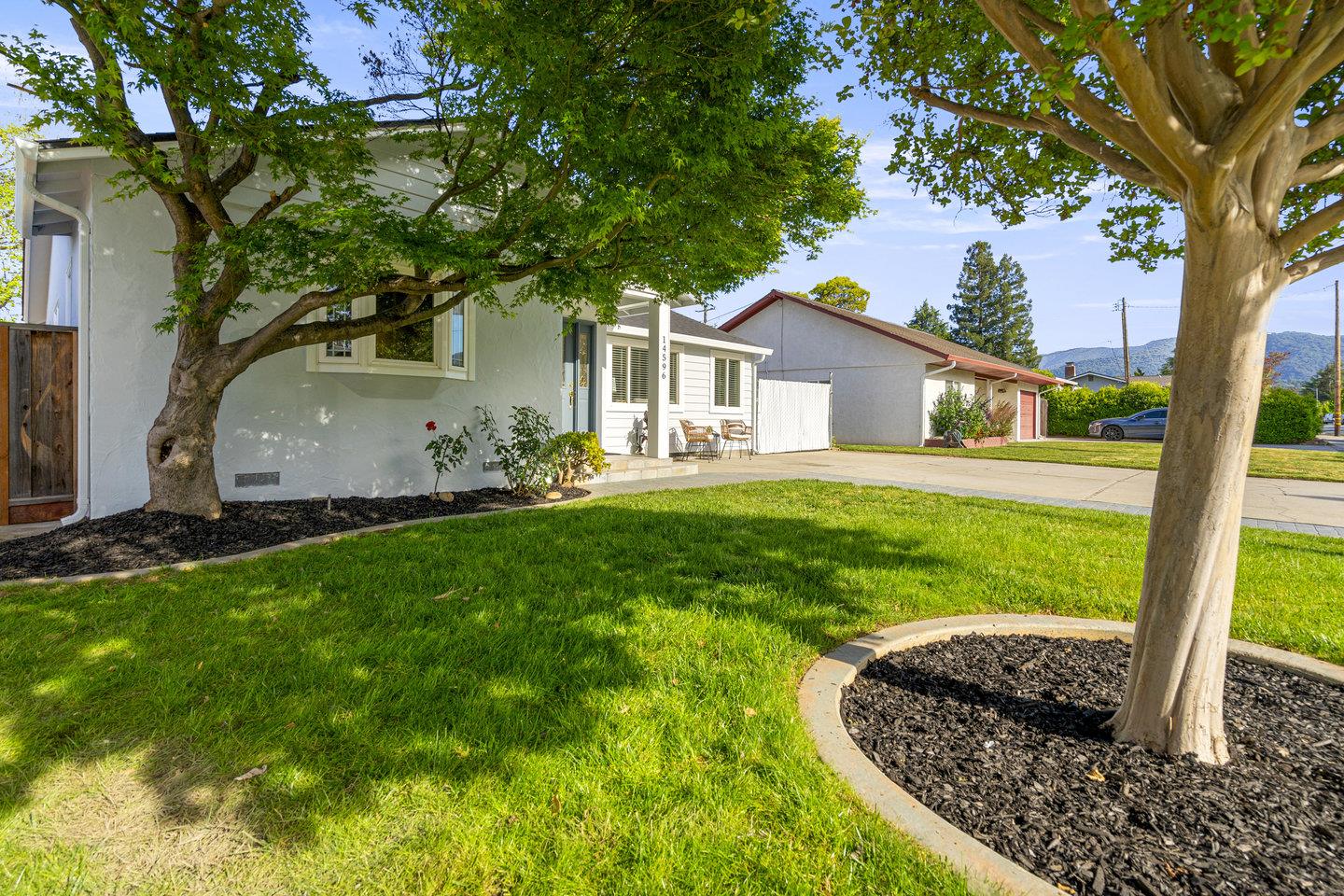 Detail Gallery Image 3 of 41 For 14596 Jacksol Dr, San Jose,  CA 95124 - 3 Beds | 2 Baths
