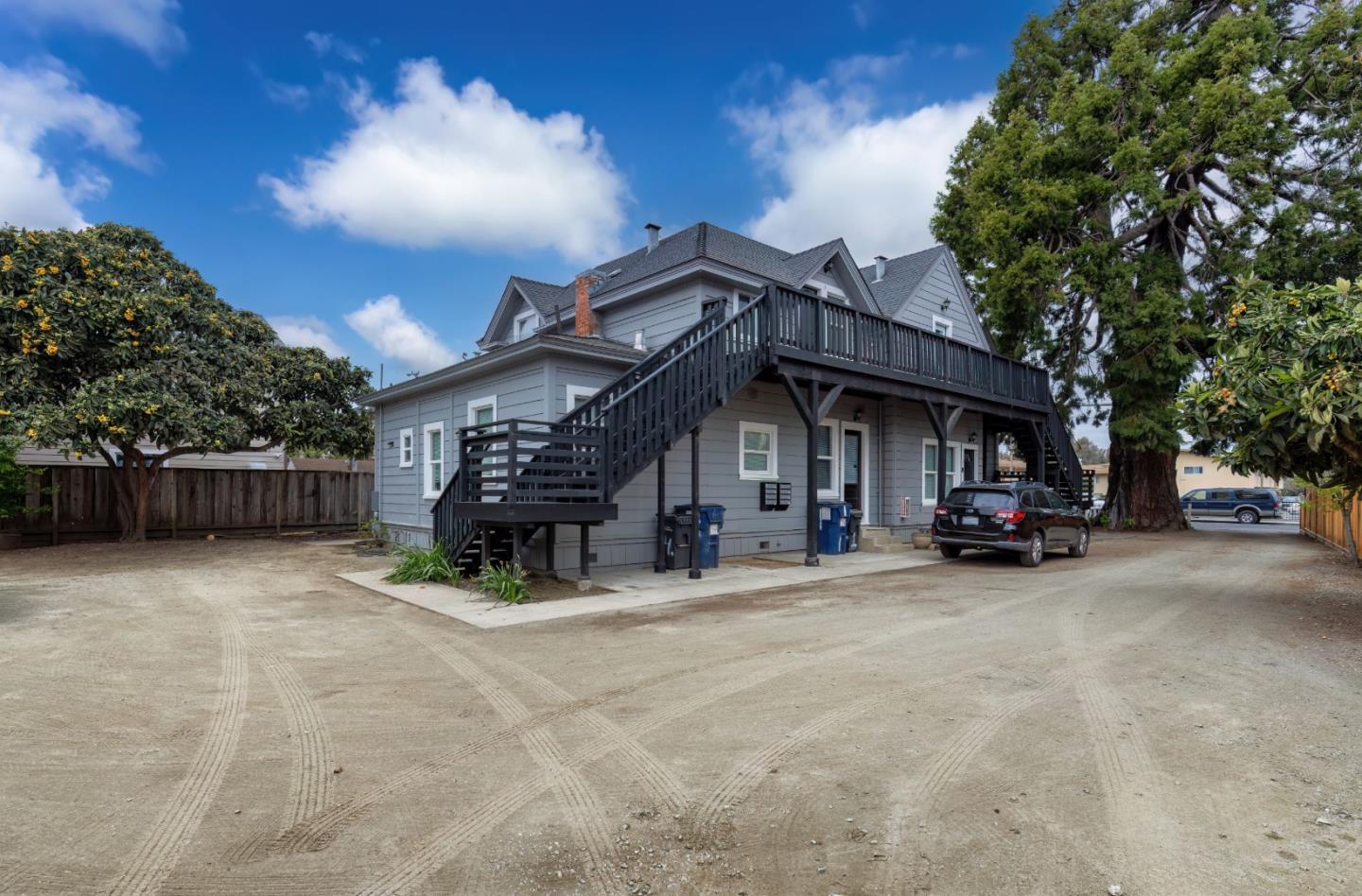 Detail Gallery Image 3 of 9 For 23 Ford St, Watsonville,  CA 95076 - – Beds | – Baths