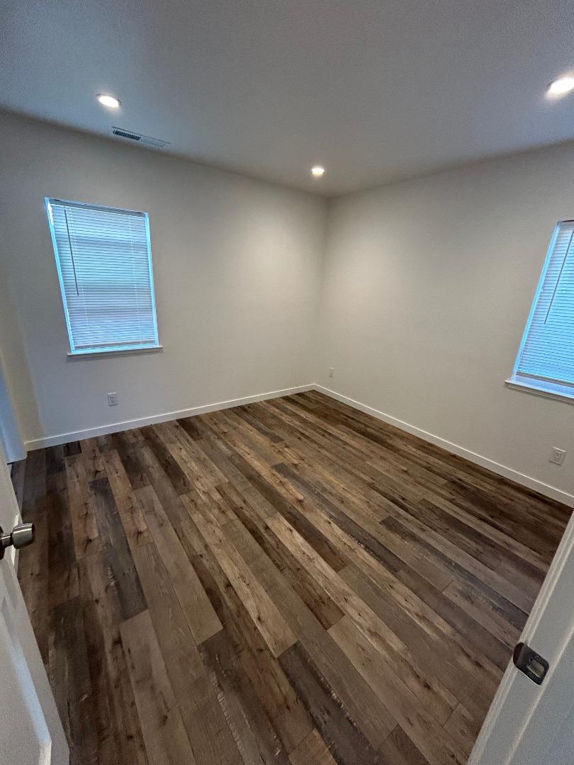 Detail Gallery Image 8 of 9 For 23 Ford St, Watsonville,  CA 95076 - – Beds | – Baths