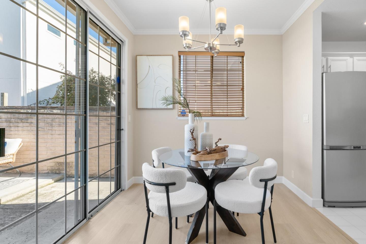 Detail Gallery Image 10 of 43 For 2165 Agnew Rd, Santa Clara,  CA 95054 - 3 Beds | 2/1 Baths