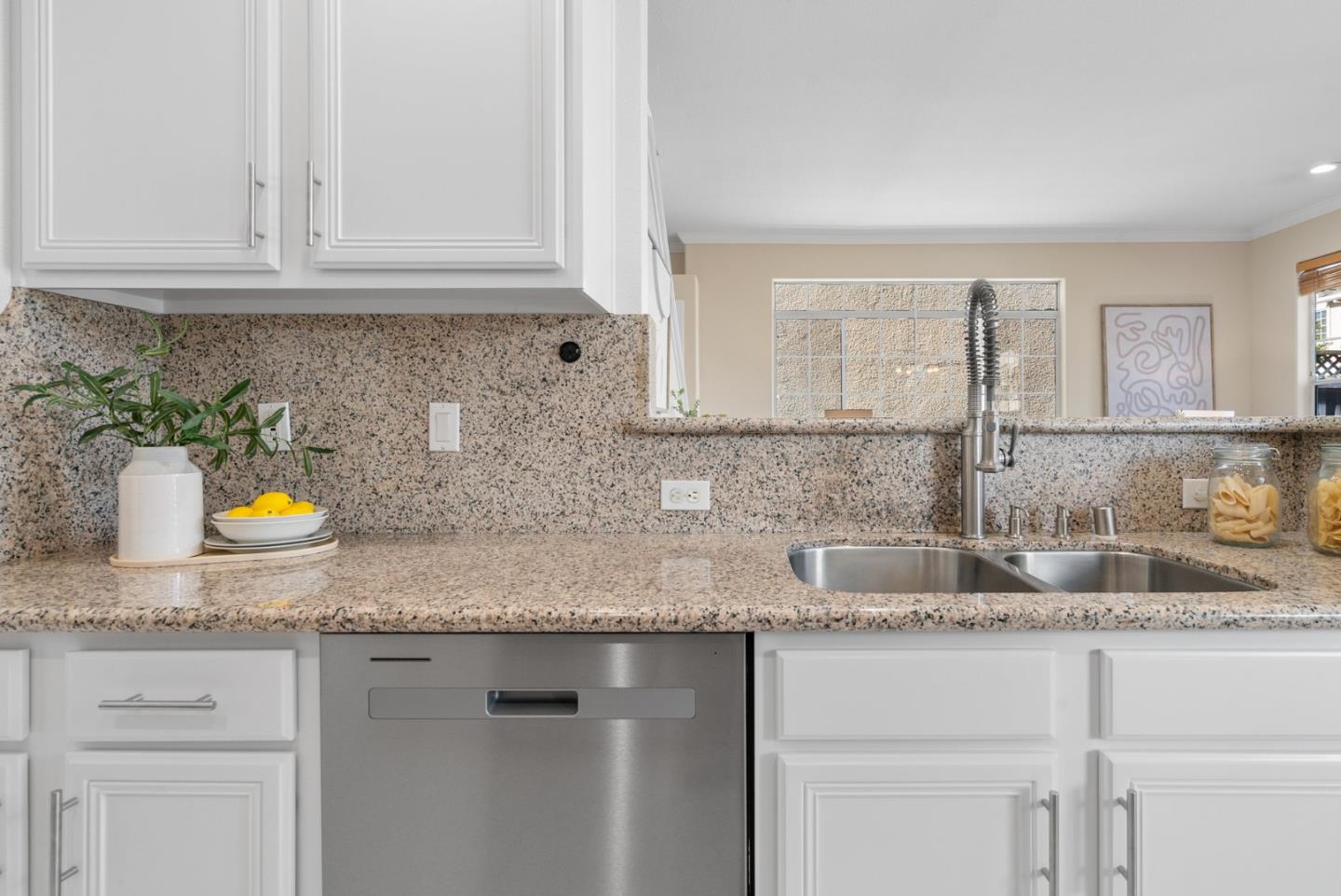 Detail Gallery Image 17 of 43 For 2165 Agnew Rd, Santa Clara,  CA 95054 - 3 Beds | 2/1 Baths