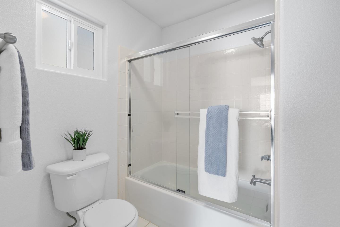 Detail Gallery Image 29 of 43 For 2165 Agnew Rd, Santa Clara,  CA 95054 - 3 Beds | 2/1 Baths