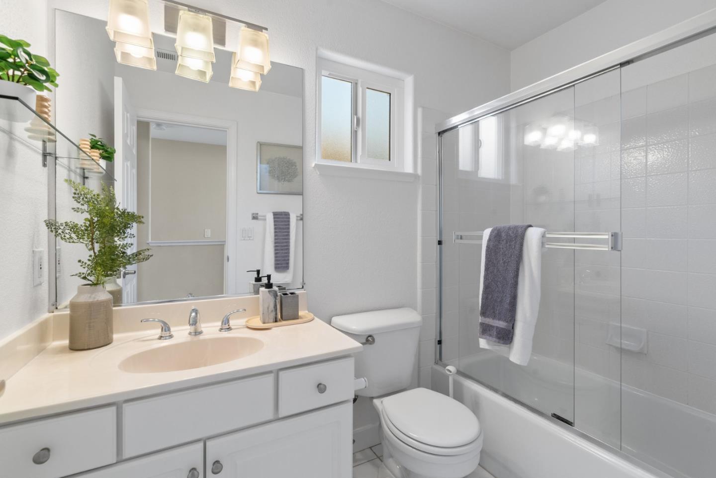 Detail Gallery Image 32 of 43 For 2165 Agnew Rd, Santa Clara,  CA 95054 - 3 Beds | 2/1 Baths