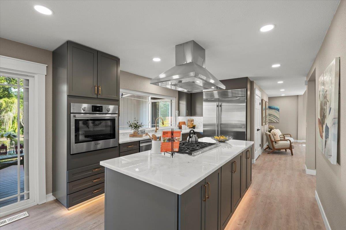 Detail Gallery Image 12 of 46 For 16385 Jackson Oaks Dr, Morgan Hill,  CA 95037 - 5 Beds | 2/1 Baths