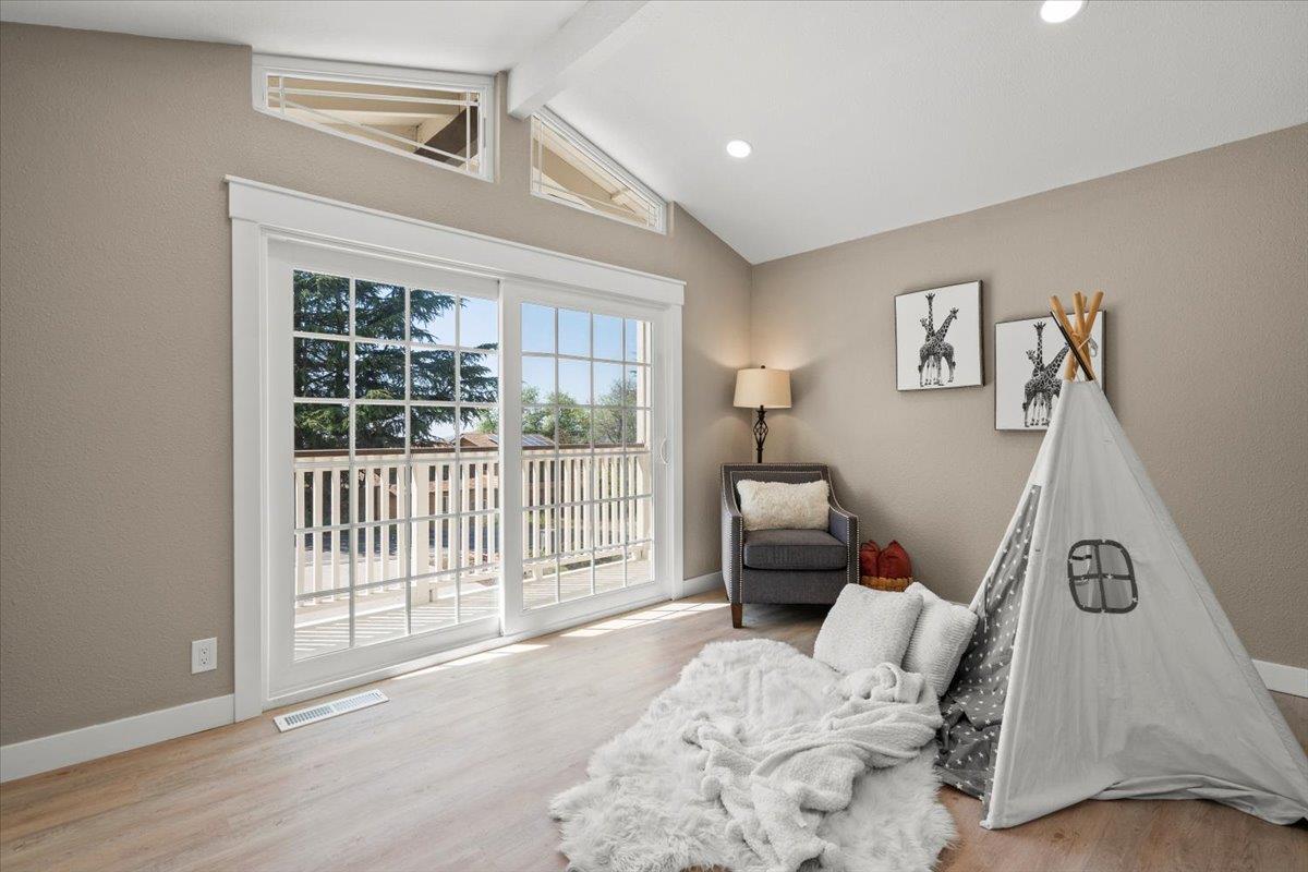 Detail Gallery Image 27 of 46 For 16385 Jackson Oaks Dr, Morgan Hill,  CA 95037 - 5 Beds | 2/1 Baths