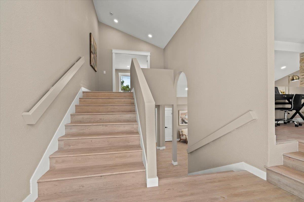 Detail Gallery Image 3 of 46 For 16385 Jackson Oaks Dr, Morgan Hill,  CA 95037 - 5 Beds | 2/1 Baths