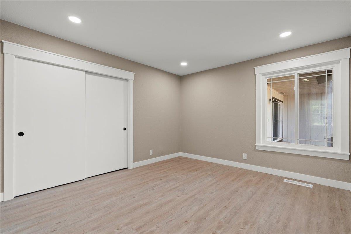 Detail Gallery Image 30 of 46 For 16385 Jackson Oaks Dr, Morgan Hill,  CA 95037 - 5 Beds | 2/1 Baths
