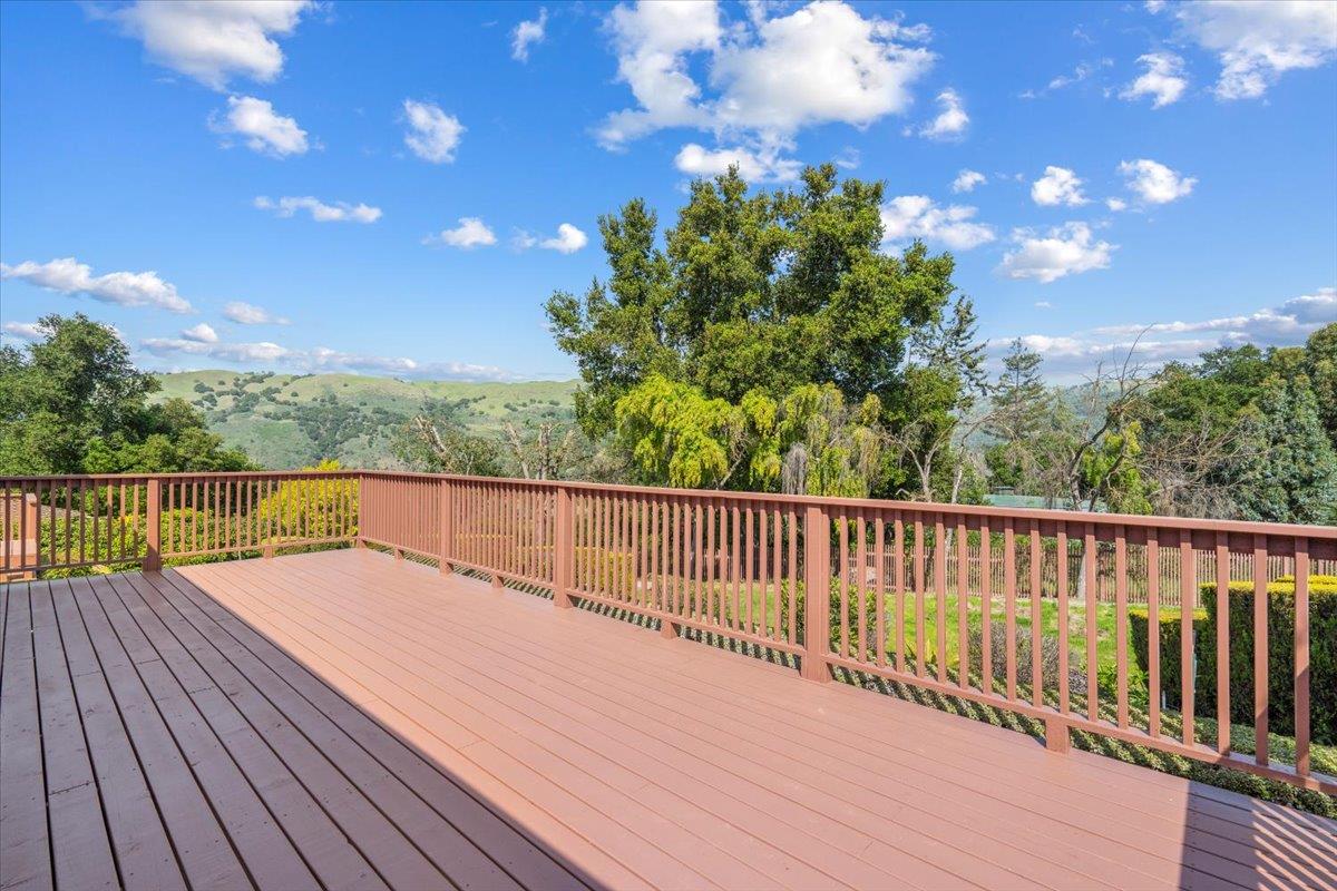 Detail Gallery Image 36 of 46 For 16385 Jackson Oaks Dr, Morgan Hill,  CA 95037 - 5 Beds | 2/1 Baths