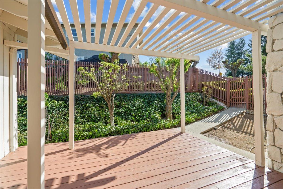 Detail Gallery Image 38 of 46 For 16385 Jackson Oaks Dr, Morgan Hill,  CA 95037 - 5 Beds | 2/1 Baths