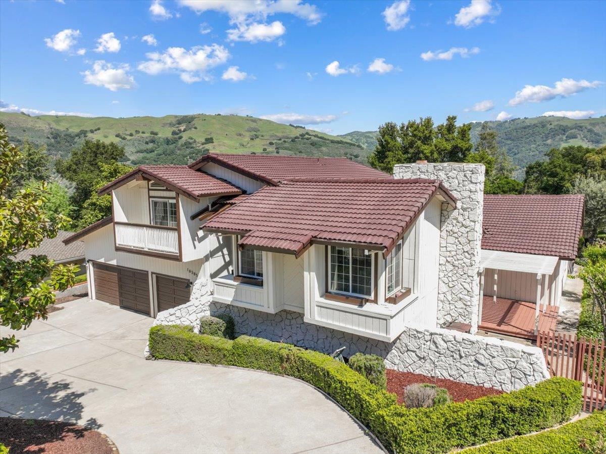 Detail Gallery Image 40 of 46 For 16385 Jackson Oaks Dr, Morgan Hill,  CA 95037 - 5 Beds | 2/1 Baths