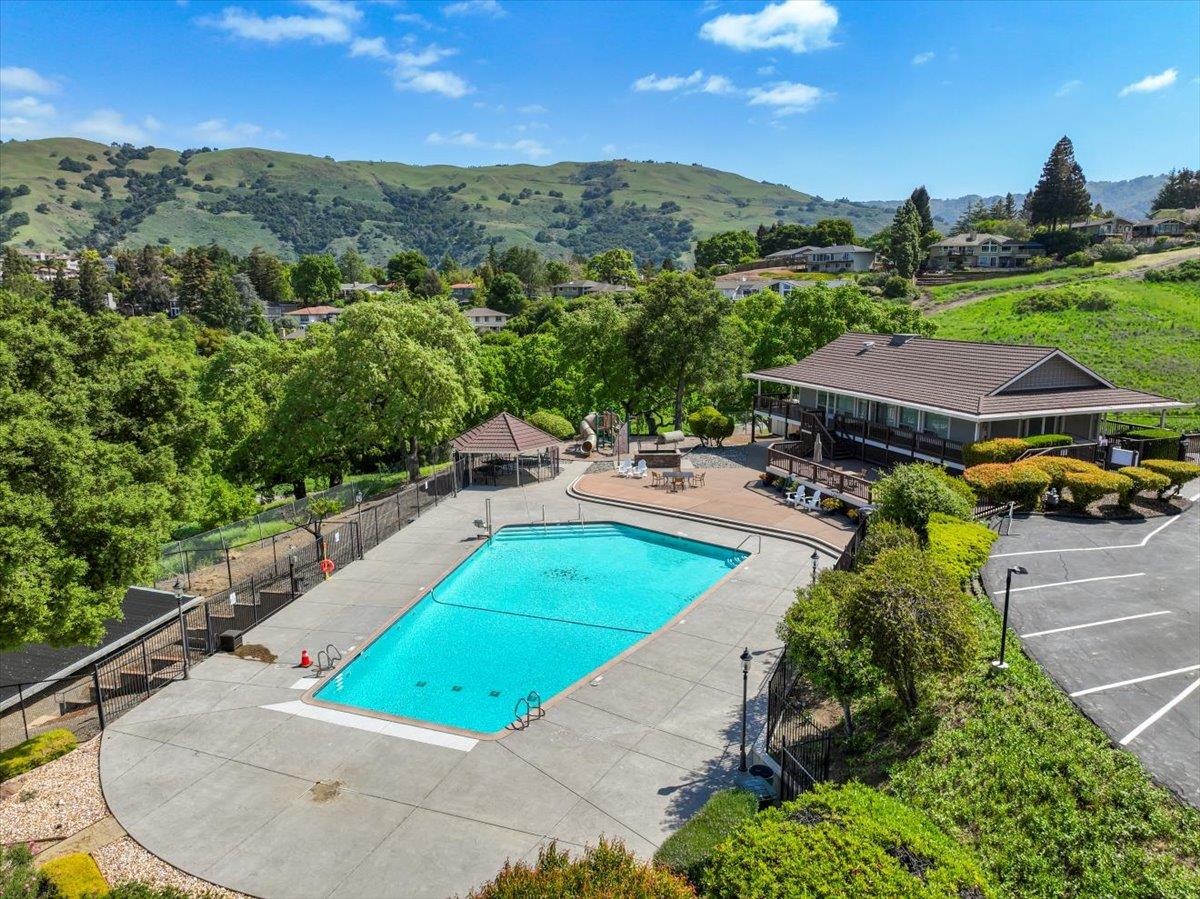 Detail Gallery Image 45 of 46 For 16385 Jackson Oaks Dr, Morgan Hill,  CA 95037 - 5 Beds | 2/1 Baths