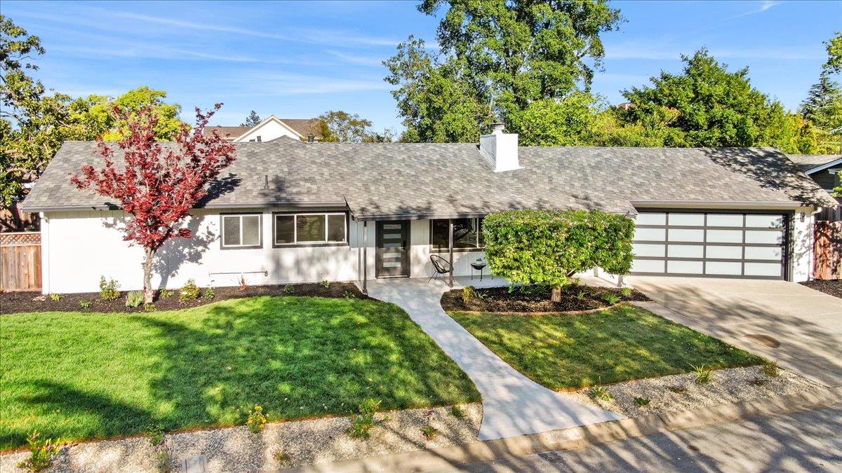 Detail Gallery Image 2 of 32 For 15640 Gardenia Way, Los Gatos,  CA 95032 - 3 Beds | 2 Baths