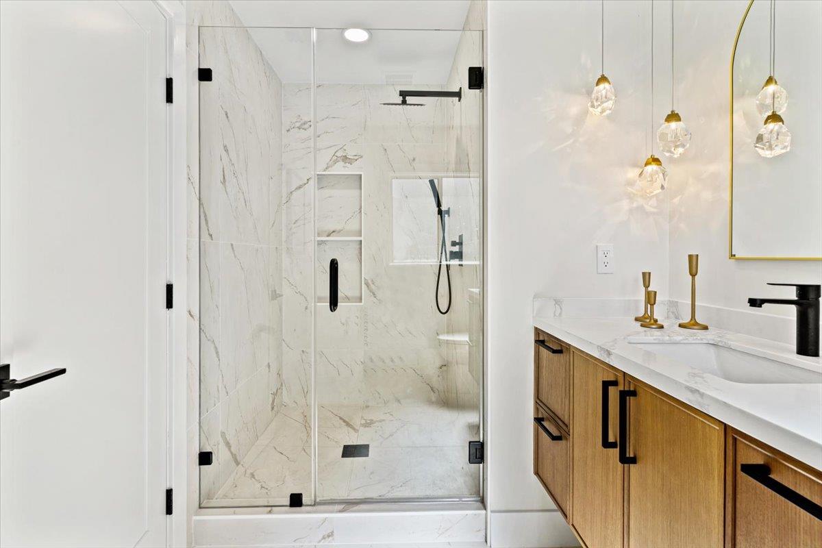Detail Gallery Image 21 of 32 For 15640 Gardenia Way, Los Gatos,  CA 95032 - 3 Beds | 2 Baths