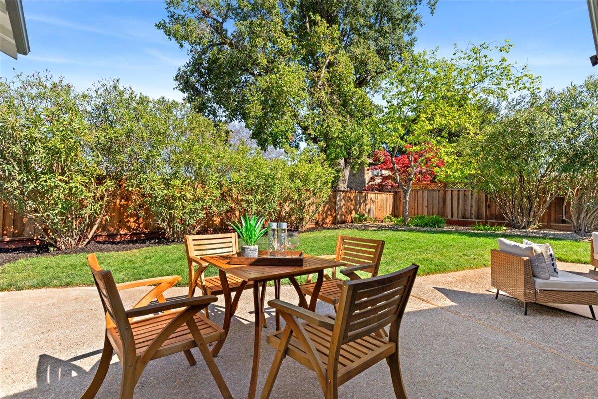 Detail Gallery Image 24 of 32 For 15640 Gardenia Way, Los Gatos,  CA 95032 - 3 Beds | 2 Baths