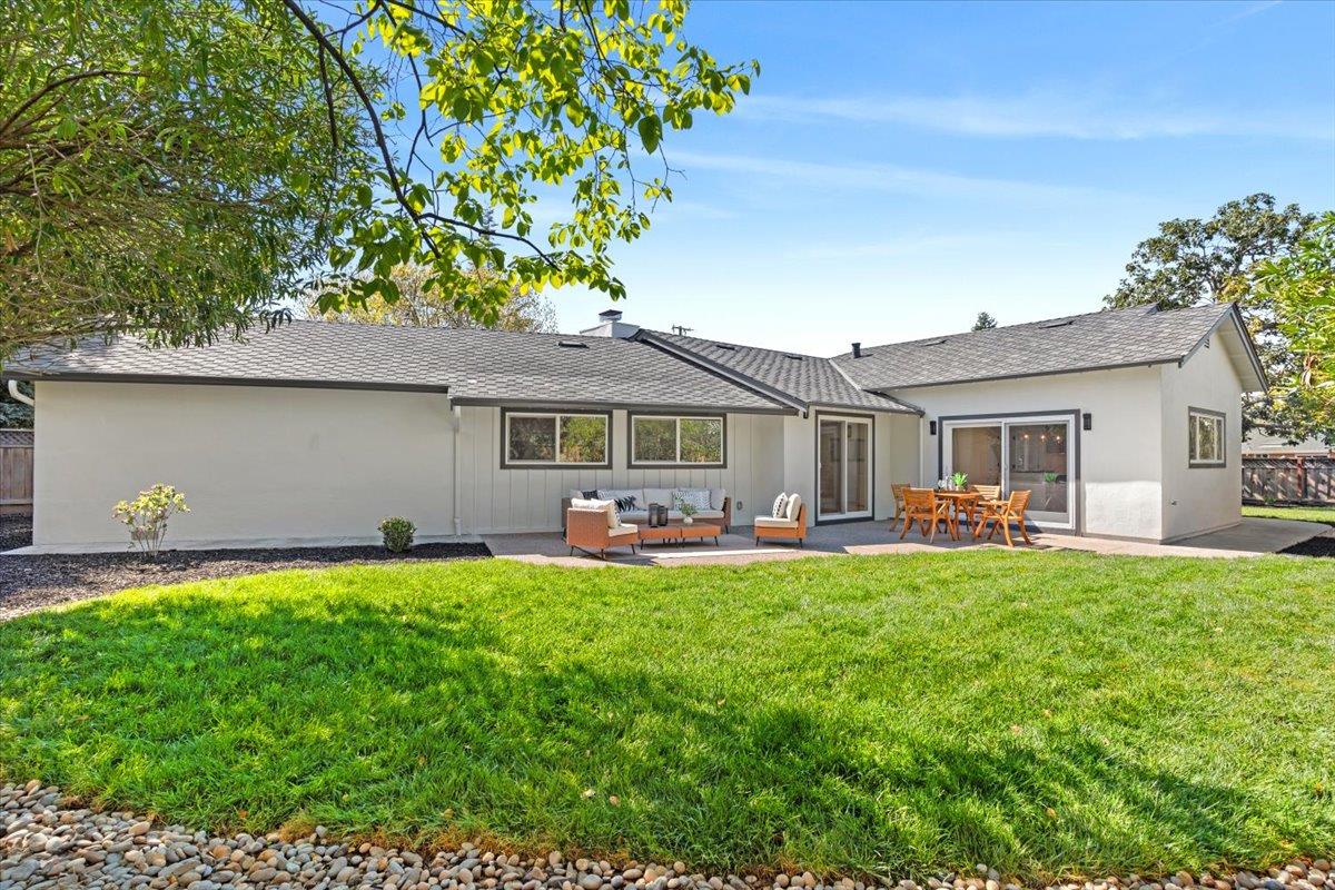Detail Gallery Image 26 of 32 For 15640 Gardenia Way, Los Gatos,  CA 95032 - 3 Beds | 2 Baths
