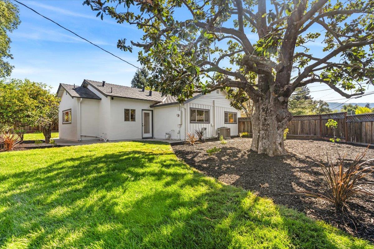 Detail Gallery Image 27 of 32 For 15640 Gardenia Way, Los Gatos,  CA 95032 - 3 Beds | 2 Baths