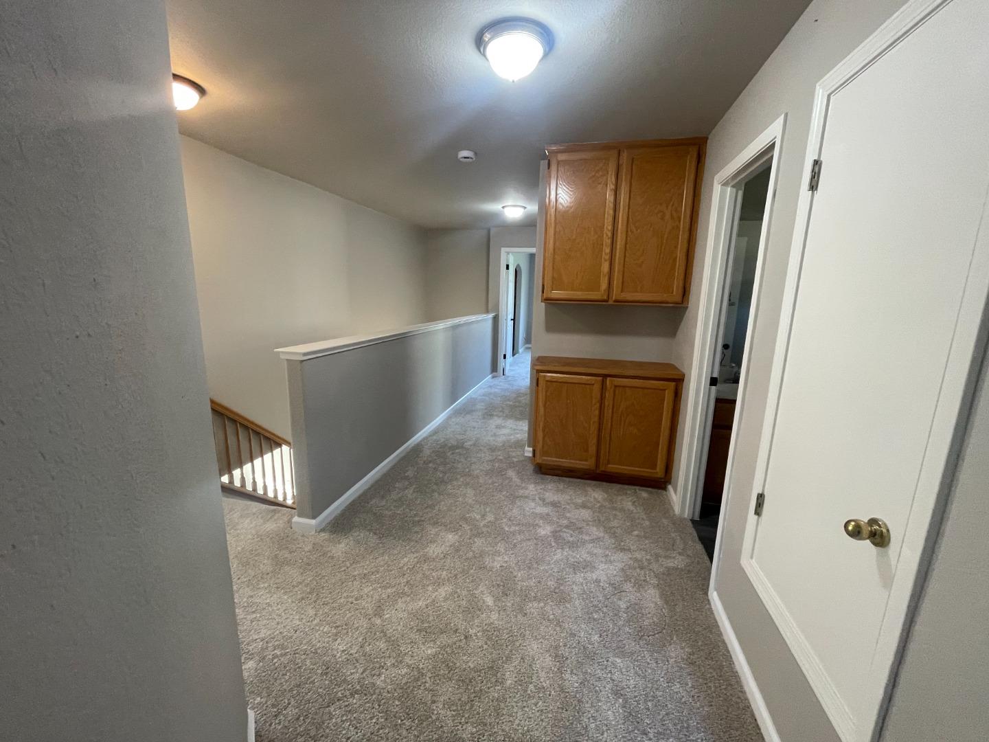 Detail Gallery Image 14 of 33 For 1005 Legend Cir, Vallejo,  CA 94591 - 5 Beds | 3 Baths