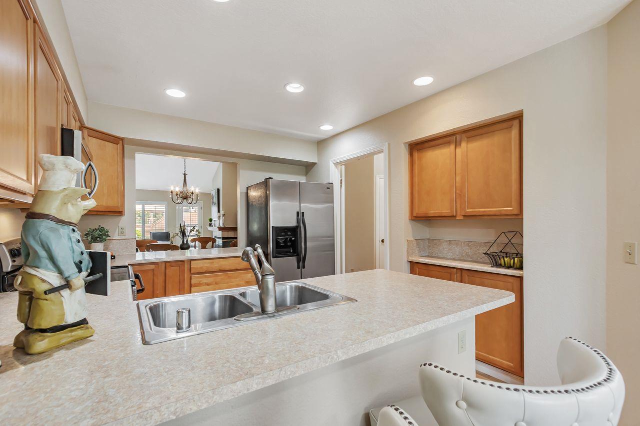 Detail Gallery Image 10 of 48 For 7522 Deveron Ct, San Jose,  CA 95135 - 2 Beds | 2 Baths