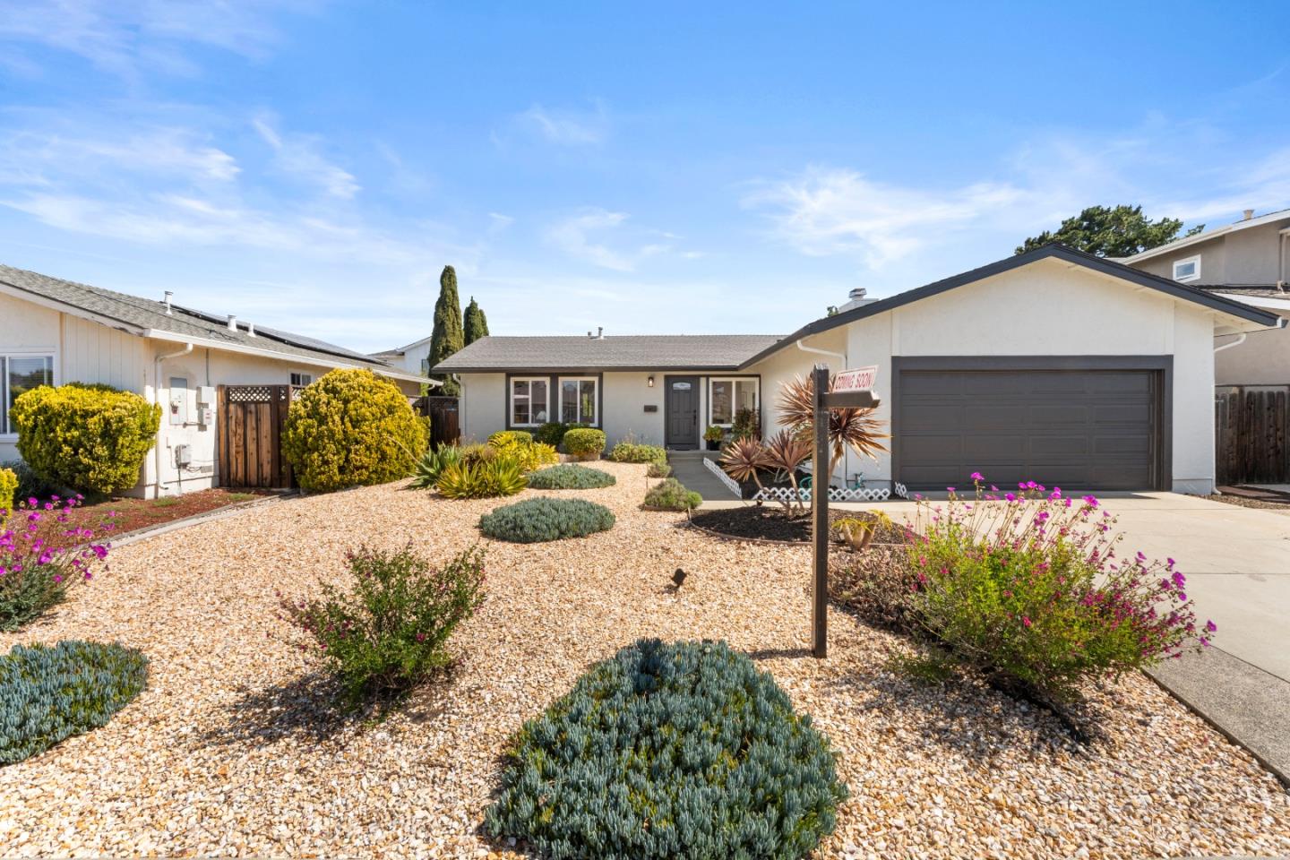 Detail Gallery Image 2 of 31 For 631 Spar Dr, Redwood City,  CA 94065 - 3 Beds | 2 Baths