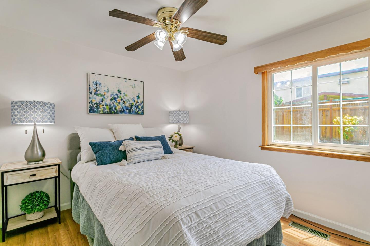 Detail Gallery Image 16 of 26 For 274 Los Palmos Way, San Jose,  CA 95119 - 4 Beds | 2 Baths