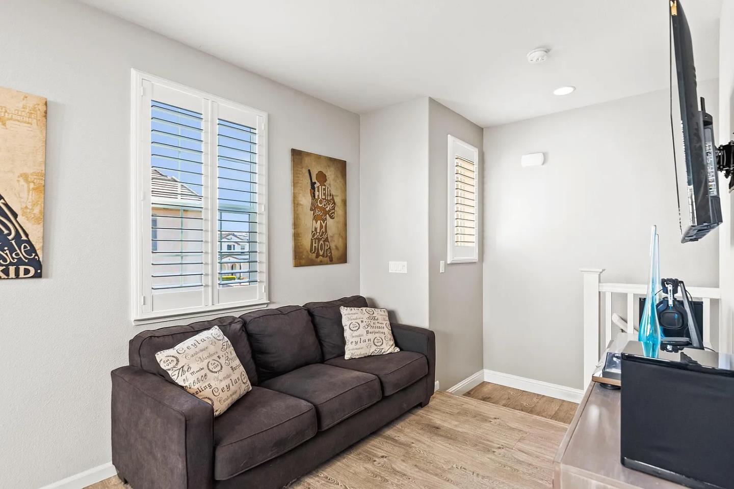 Detail Gallery Image 17 of 31 For 121 Lusitano, Gilroy,  CA 95020 - 3 Beds | 2 Baths