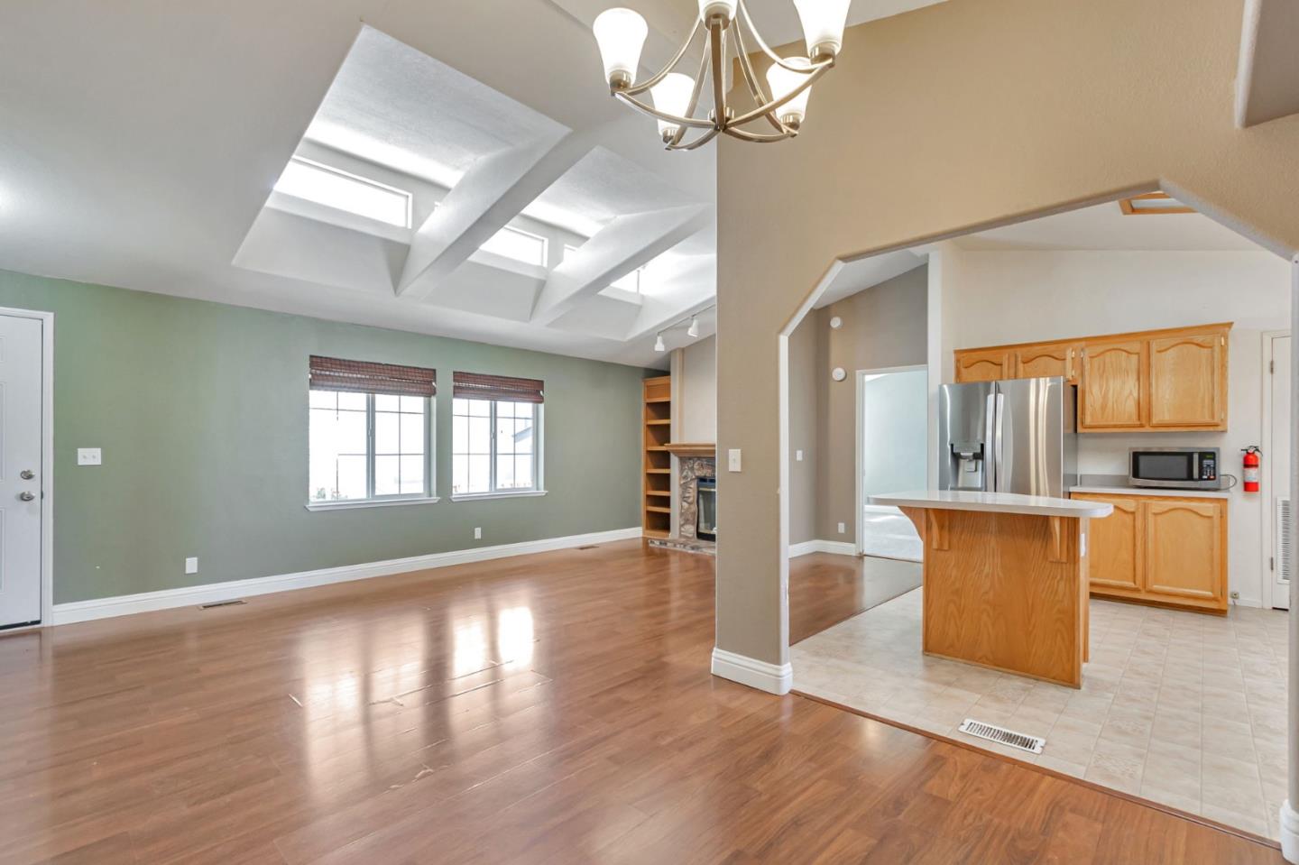 Detail Gallery Image 16 of 44 For 1220 Vienna Dr #571,  Sunnyvale,  CA 94089 - 5 Beds | 2 Baths