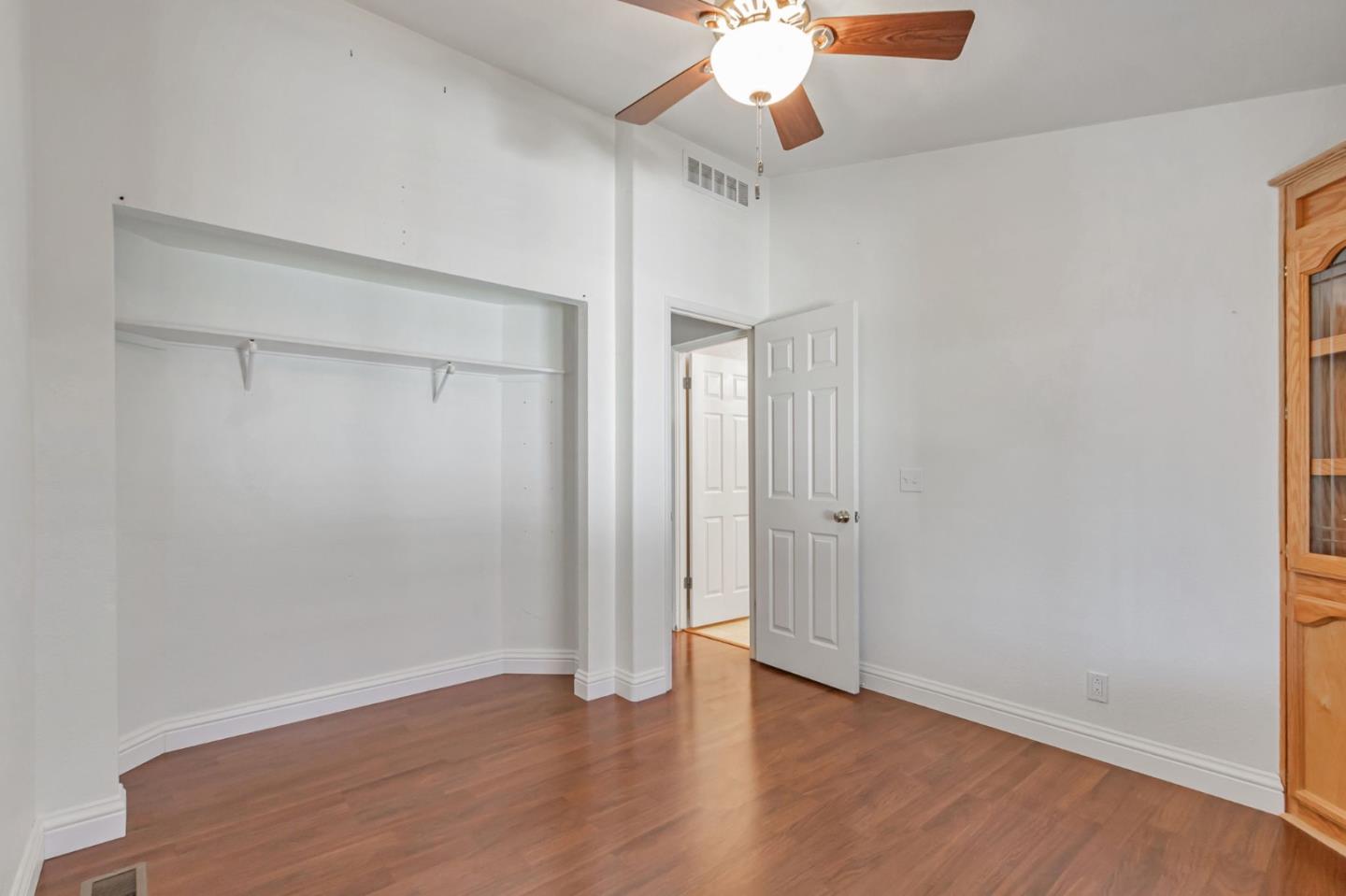 Detail Gallery Image 25 of 44 For 1220 Vienna Dr #571,  Sunnyvale,  CA 94089 - 5 Beds | 2 Baths