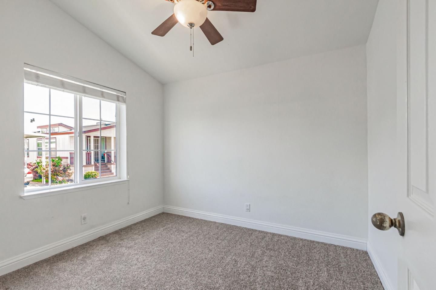 Detail Gallery Image 26 of 44 For 1220 Vienna Dr #571,  Sunnyvale,  CA 94089 - 5 Beds | 2 Baths