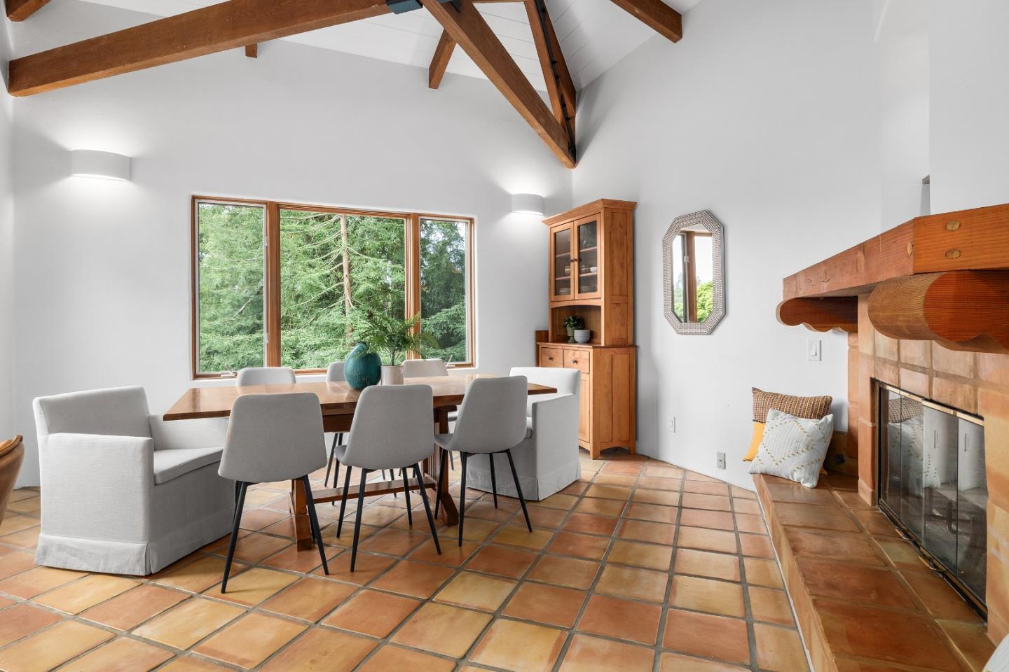 Detail Gallery Image 15 of 62 For 6034 Thurber Ln, Santa Cruz,  CA 95065 - 3 Beds | 2/1 Baths
