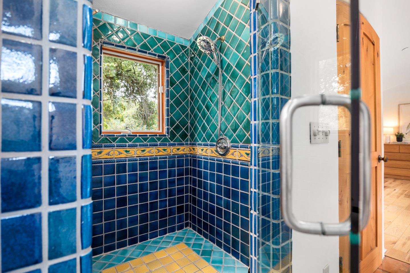 Detail Gallery Image 33 of 62 For 6034 Thurber Ln, Santa Cruz,  CA 95065 - 3 Beds | 2/1 Baths
