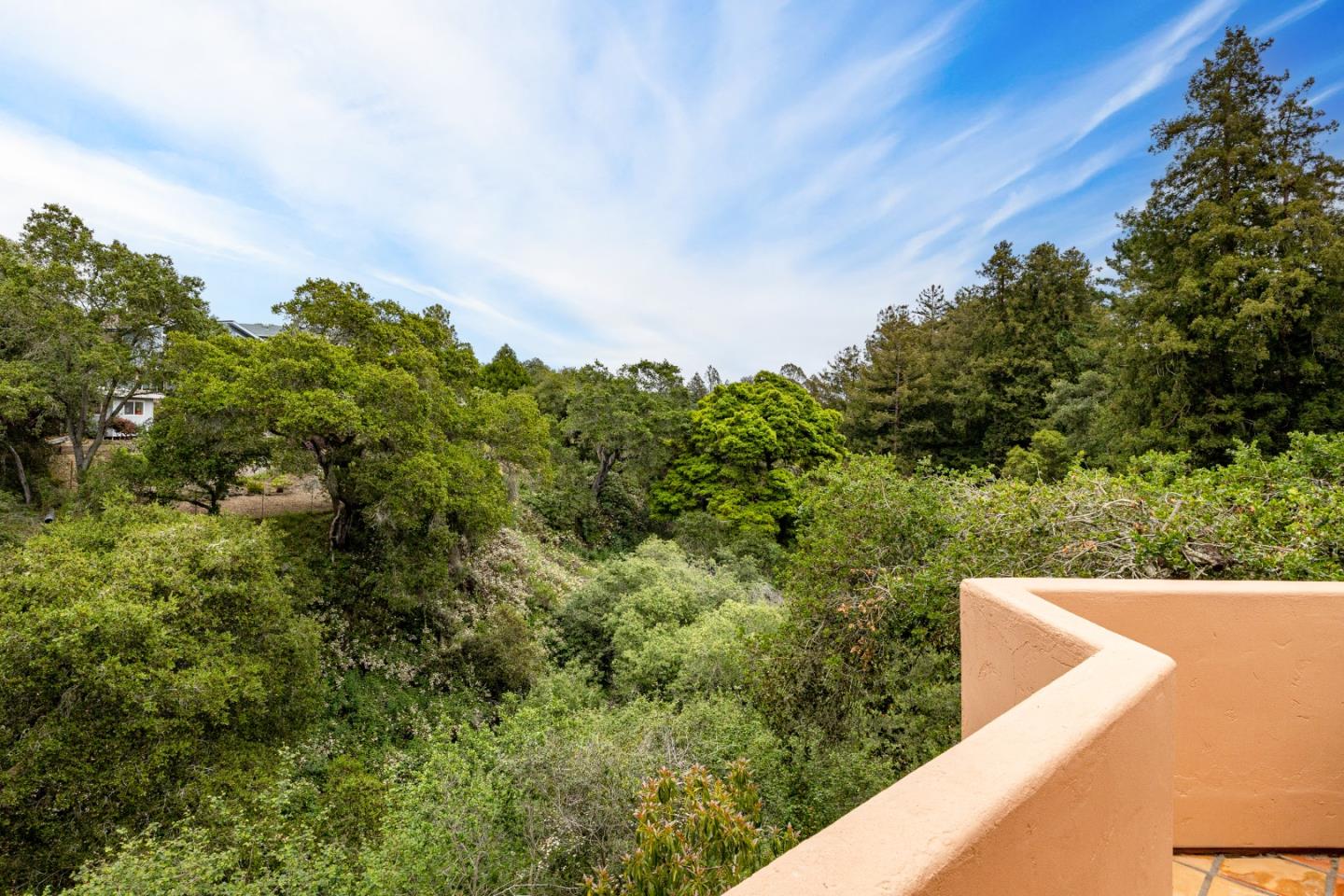 Detail Gallery Image 4 of 62 For 6034 Thurber Ln, Santa Cruz,  CA 95065 - 3 Beds | 2/1 Baths