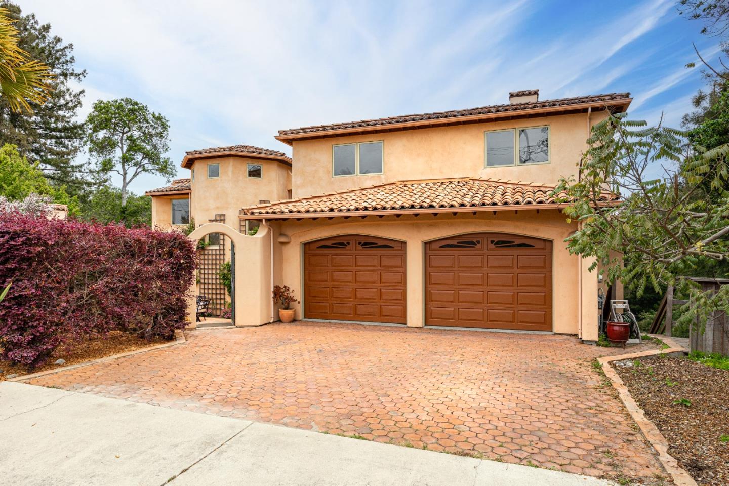 Detail Gallery Image 5 of 62 For 6034 Thurber Ln, Santa Cruz,  CA 95065 - 3 Beds | 2/1 Baths