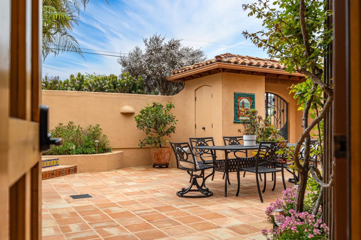Detail Gallery Image 51 of 62 For 6034 Thurber Ln, Santa Cruz,  CA 95065 - 3 Beds | 2/1 Baths