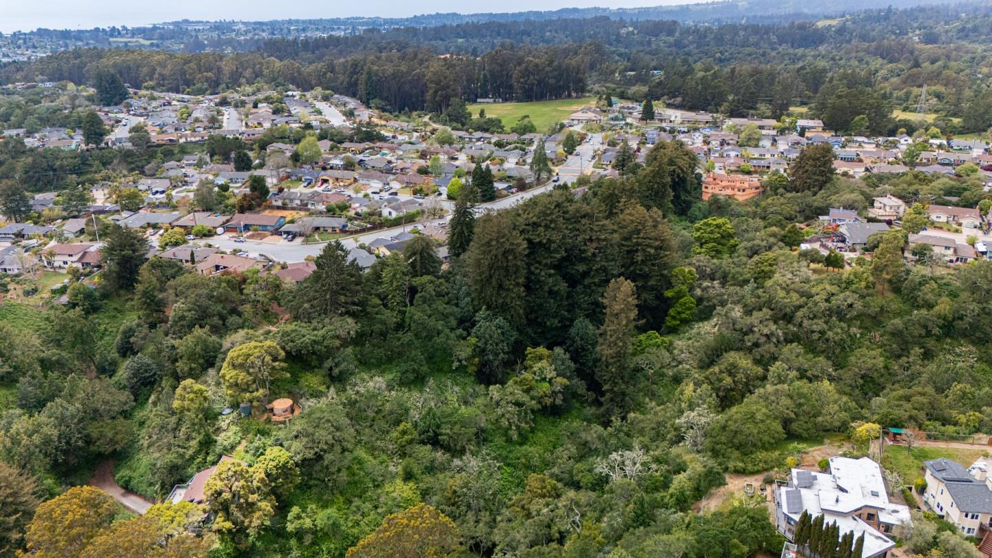 Detail Gallery Image 55 of 62 For 6034 Thurber Ln, Santa Cruz,  CA 95065 - 3 Beds | 2/1 Baths