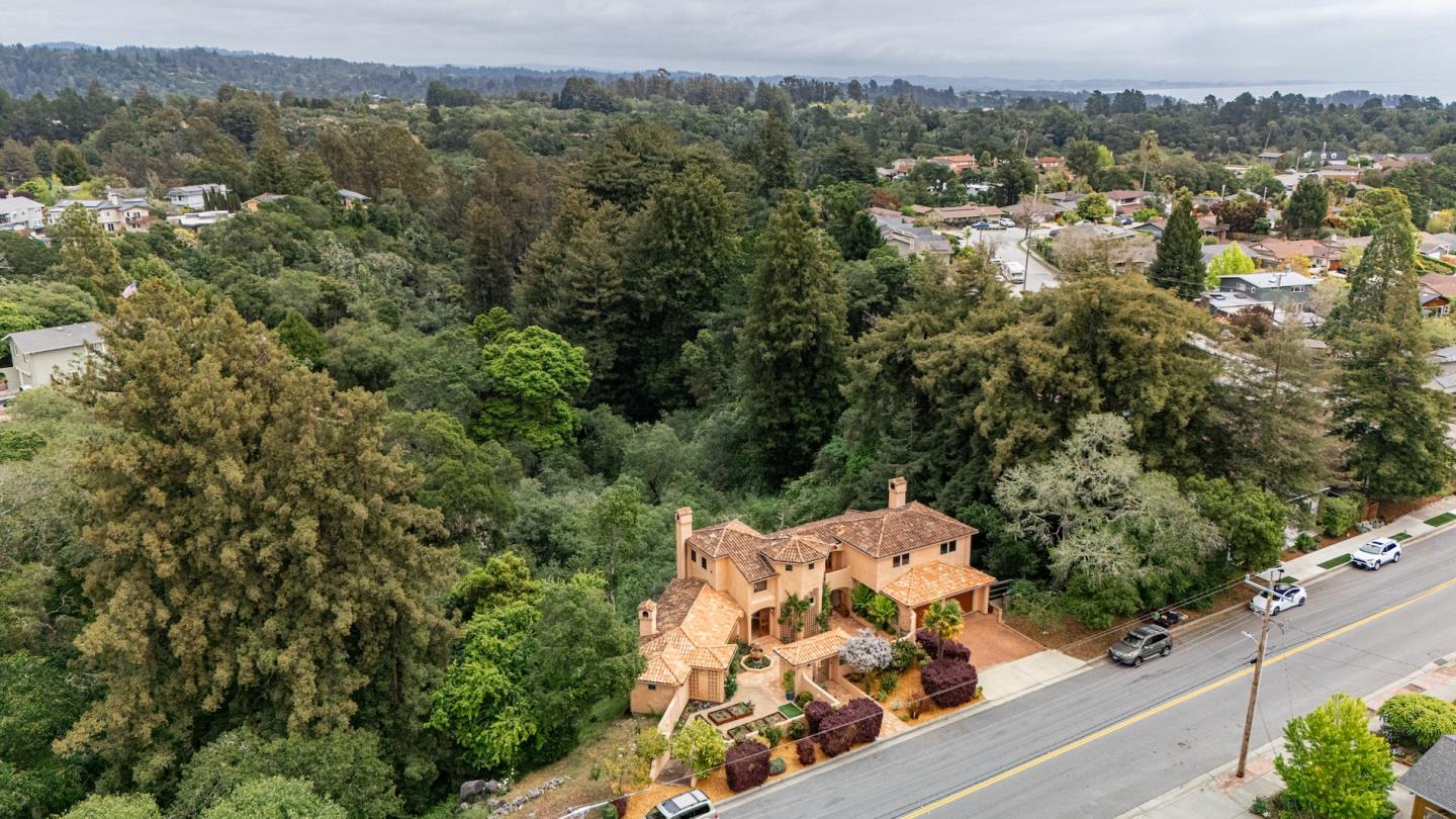 Detail Gallery Image 58 of 62 For 6034 Thurber Ln, Santa Cruz,  CA 95065 - 3 Beds | 2/1 Baths