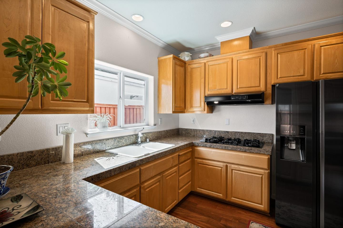Detail Gallery Image 10 of 30 For 3134 Ocean Ter, Marina,  CA 93933 - 4 Beds | 2/1 Baths