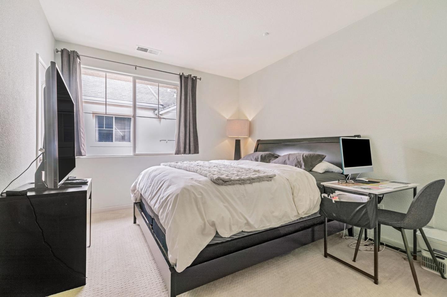 Detail Gallery Image 13 of 24 For 2610 Baton Rouge Dr, San Jose,  CA 95133 - 3 Beds | 2/1 Baths