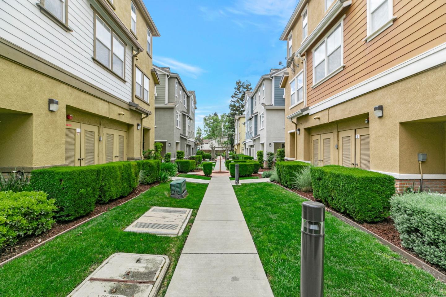 Detail Gallery Image 22 of 24 For 2610 Baton Rouge Dr, San Jose,  CA 95133 - 3 Beds | 2/1 Baths