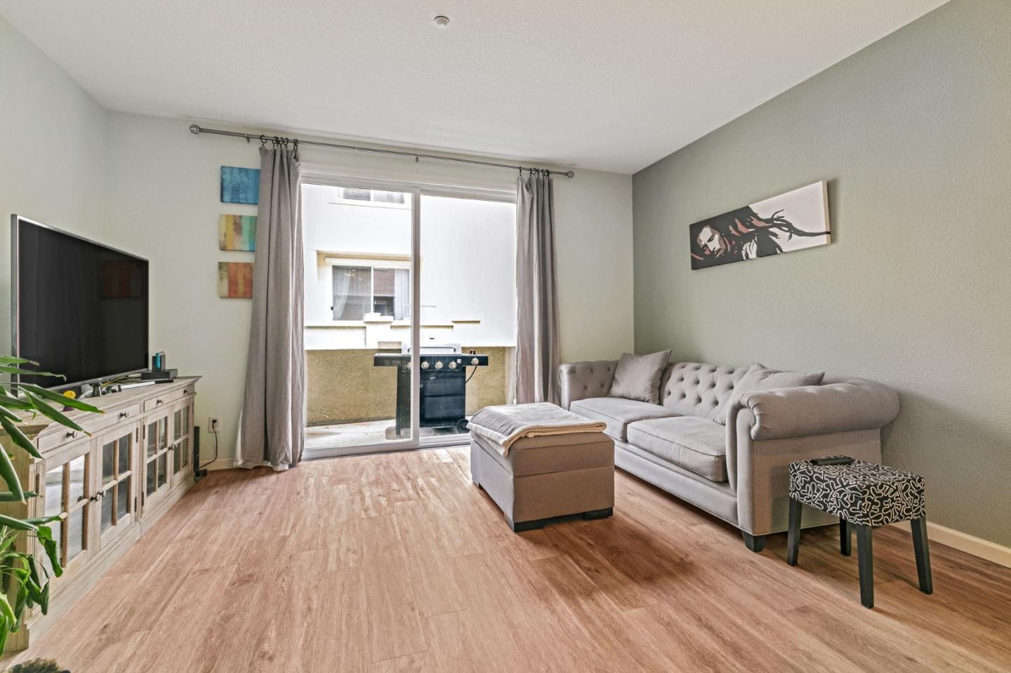 Detail Gallery Image 5 of 24 For 2610 Baton Rouge Dr, San Jose,  CA 95133 - 3 Beds | 2/1 Baths