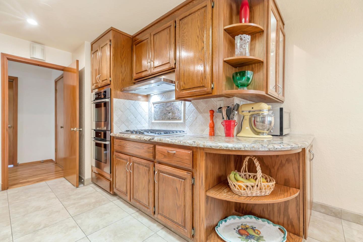 Detail Gallery Image 18 of 79 For 1149 Danbury Dr, San Jose,  CA 95129 - 4 Beds | 3 Baths