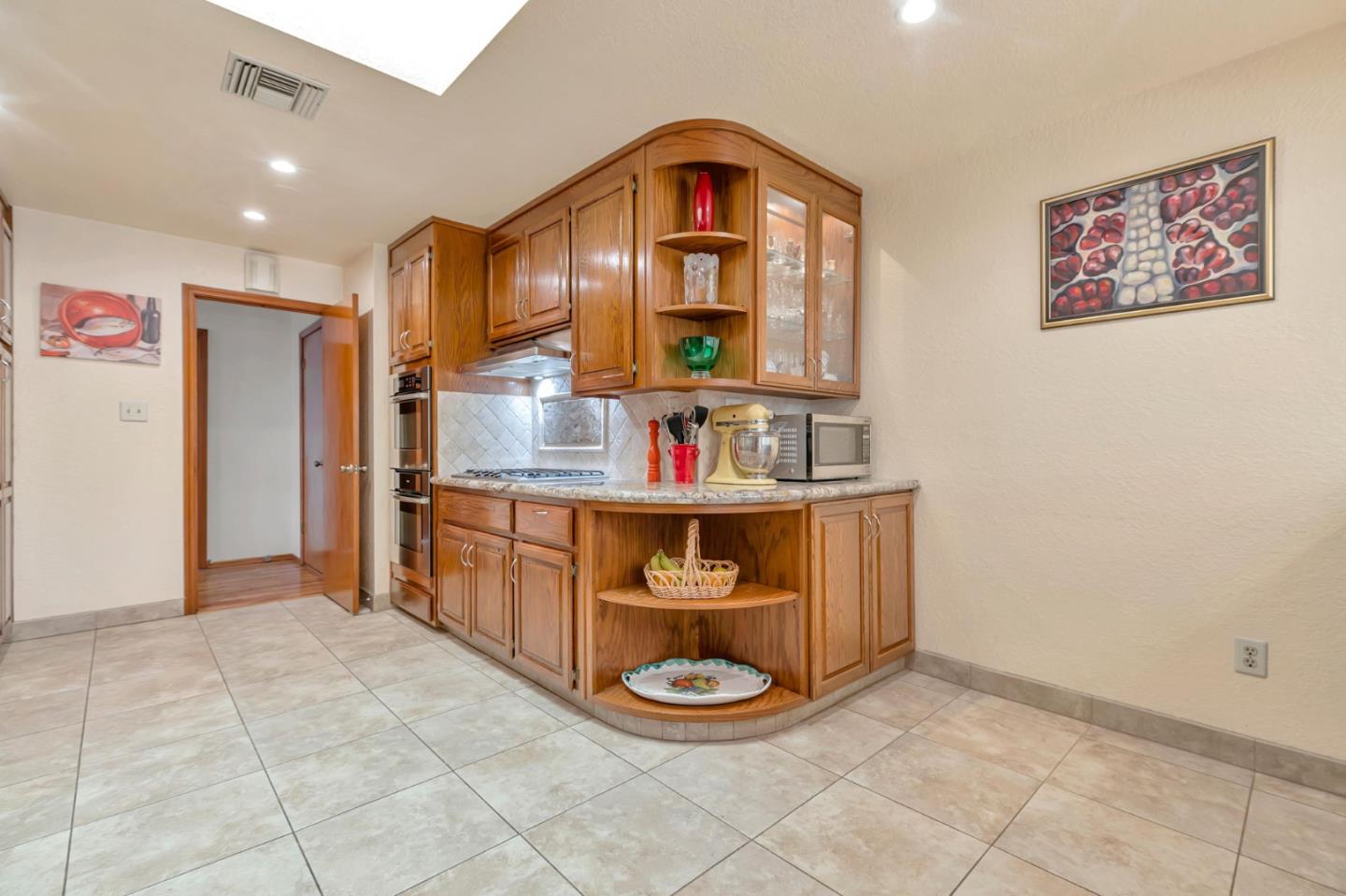 Detail Gallery Image 19 of 79 For 1149 Danbury Dr, San Jose,  CA 95129 - 4 Beds | 3 Baths