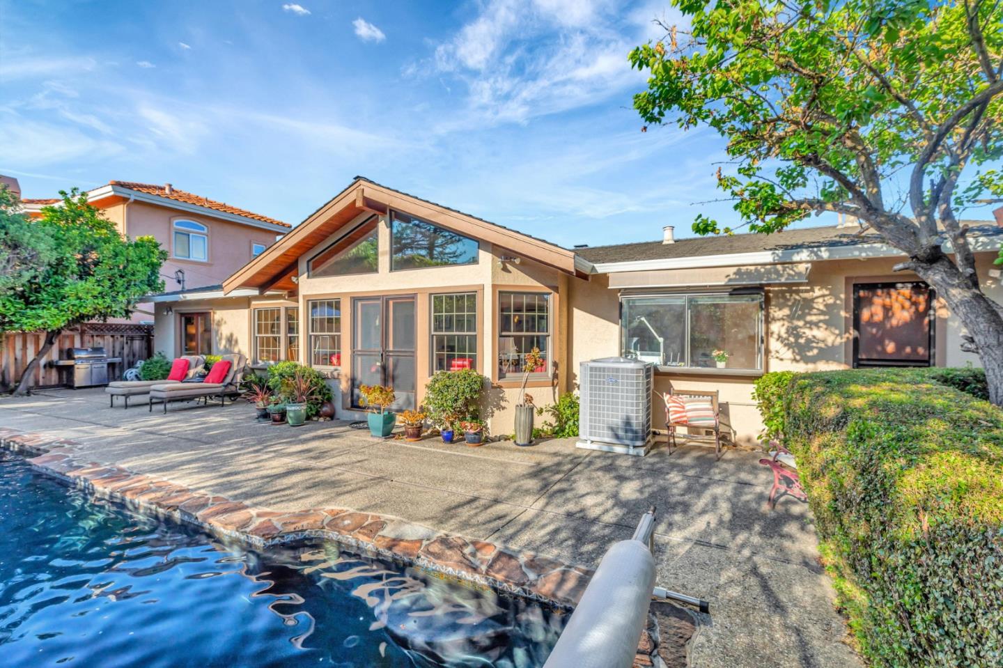 Detail Gallery Image 2 of 79 For 1149 Danbury Dr, San Jose,  CA 95129 - 4 Beds | 3 Baths