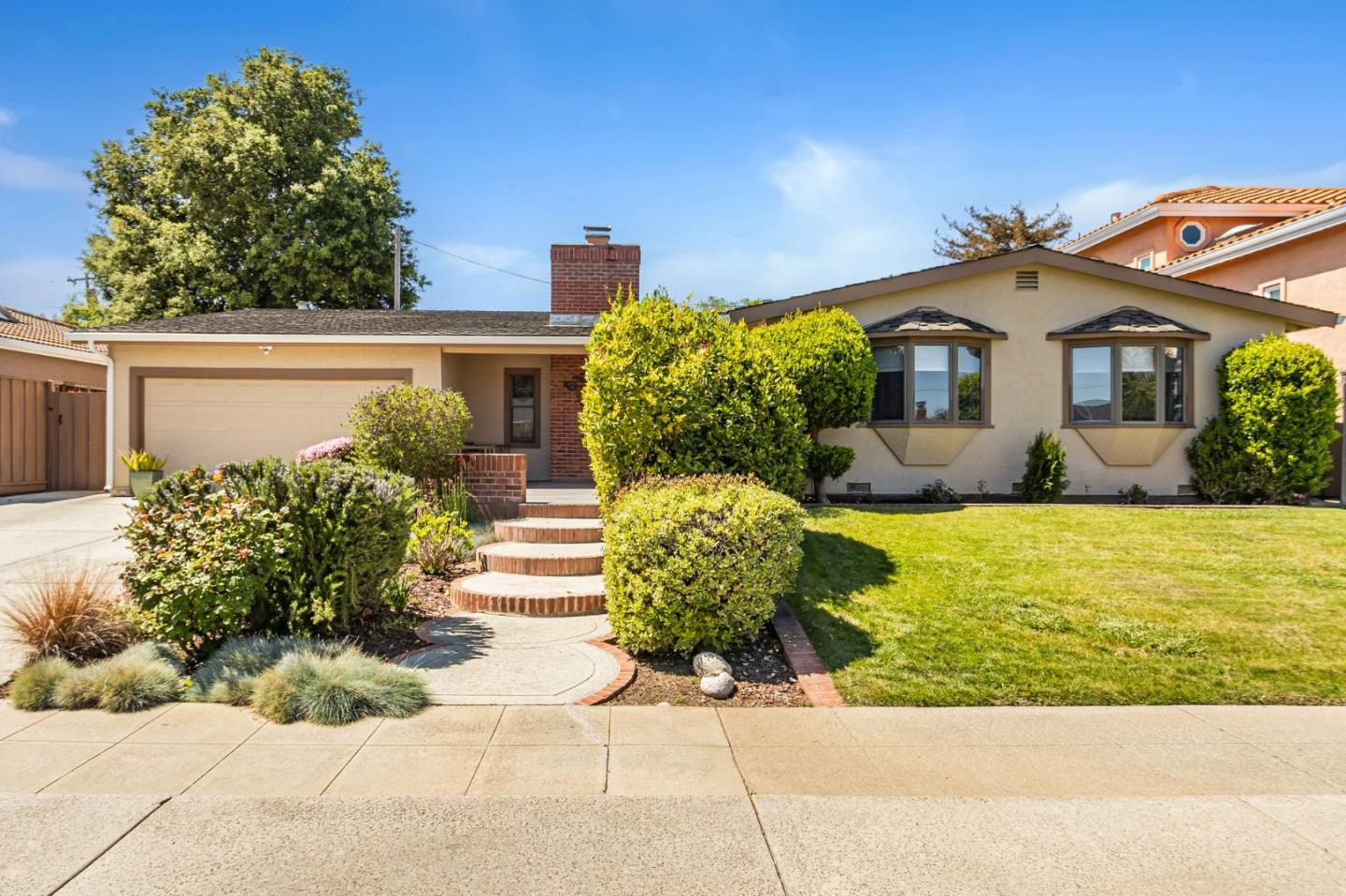 Detail Gallery Image 3 of 79 For 1149 Danbury Dr, San Jose,  CA 95129 - 4 Beds | 3 Baths