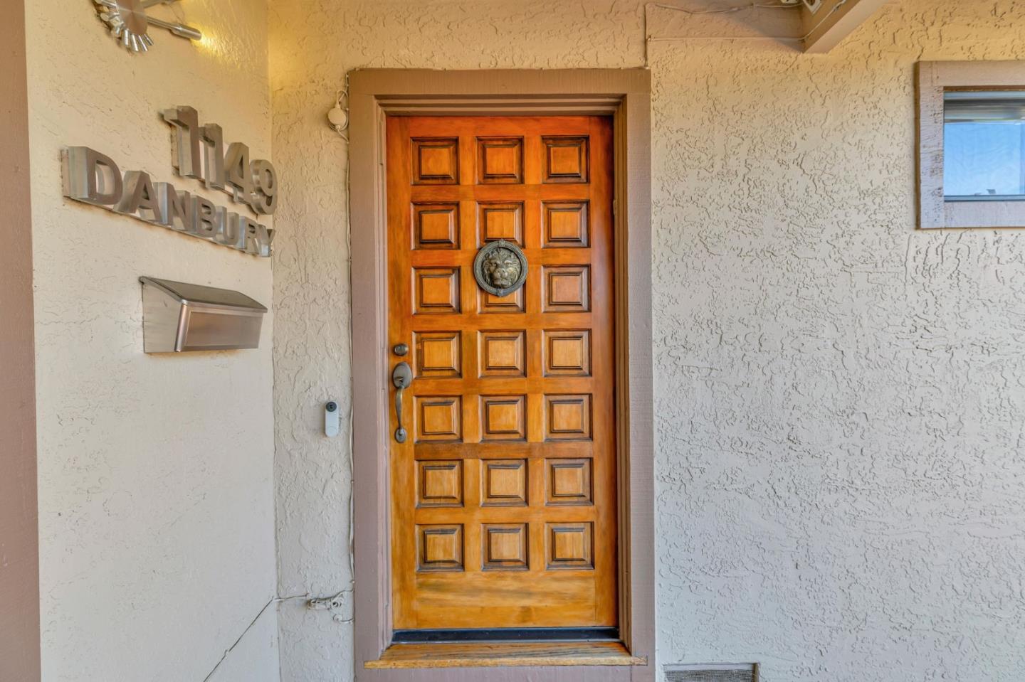 Detail Gallery Image 7 of 79 For 1149 Danbury Dr, San Jose,  CA 95129 - 4 Beds | 3 Baths