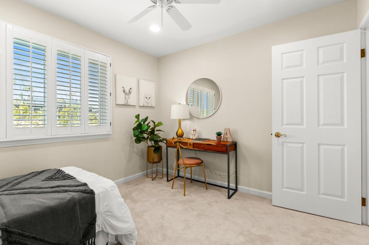 Detail Gallery Image 33 of 67 For 2380 Walden Sq, San Jose,  CA 95124 - 5 Beds | 3 Baths