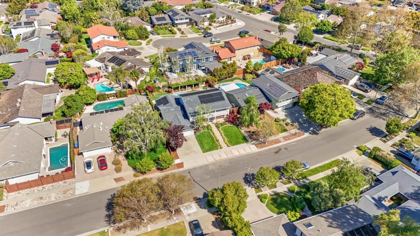 Detail Gallery Image 58 of 67 For 2380 Walden Sq, San Jose,  CA 95124 - 5 Beds | 3 Baths