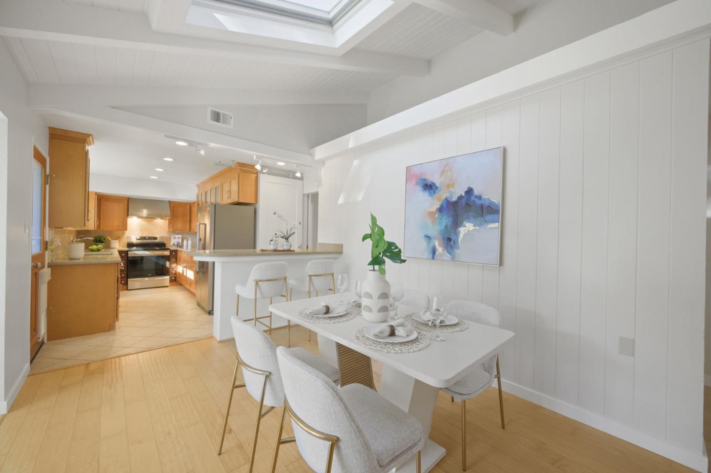 Detail Gallery Image 12 of 49 For 1148 Judson Dr, Mountain View,  CA 94040 - 4 Beds | 2 Baths