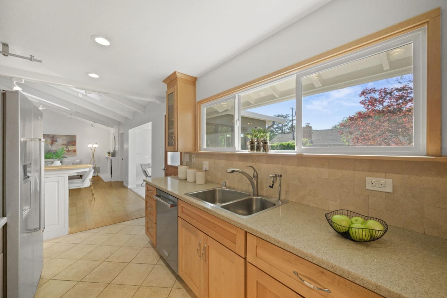 Detail Gallery Image 17 of 49 For 1148 Judson Dr, Mountain View,  CA 94040 - 4 Beds | 2 Baths