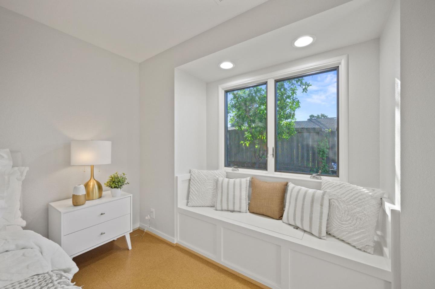 Detail Gallery Image 24 of 49 For 1148 Judson Dr, Mountain View,  CA 94040 - 4 Beds | 2 Baths